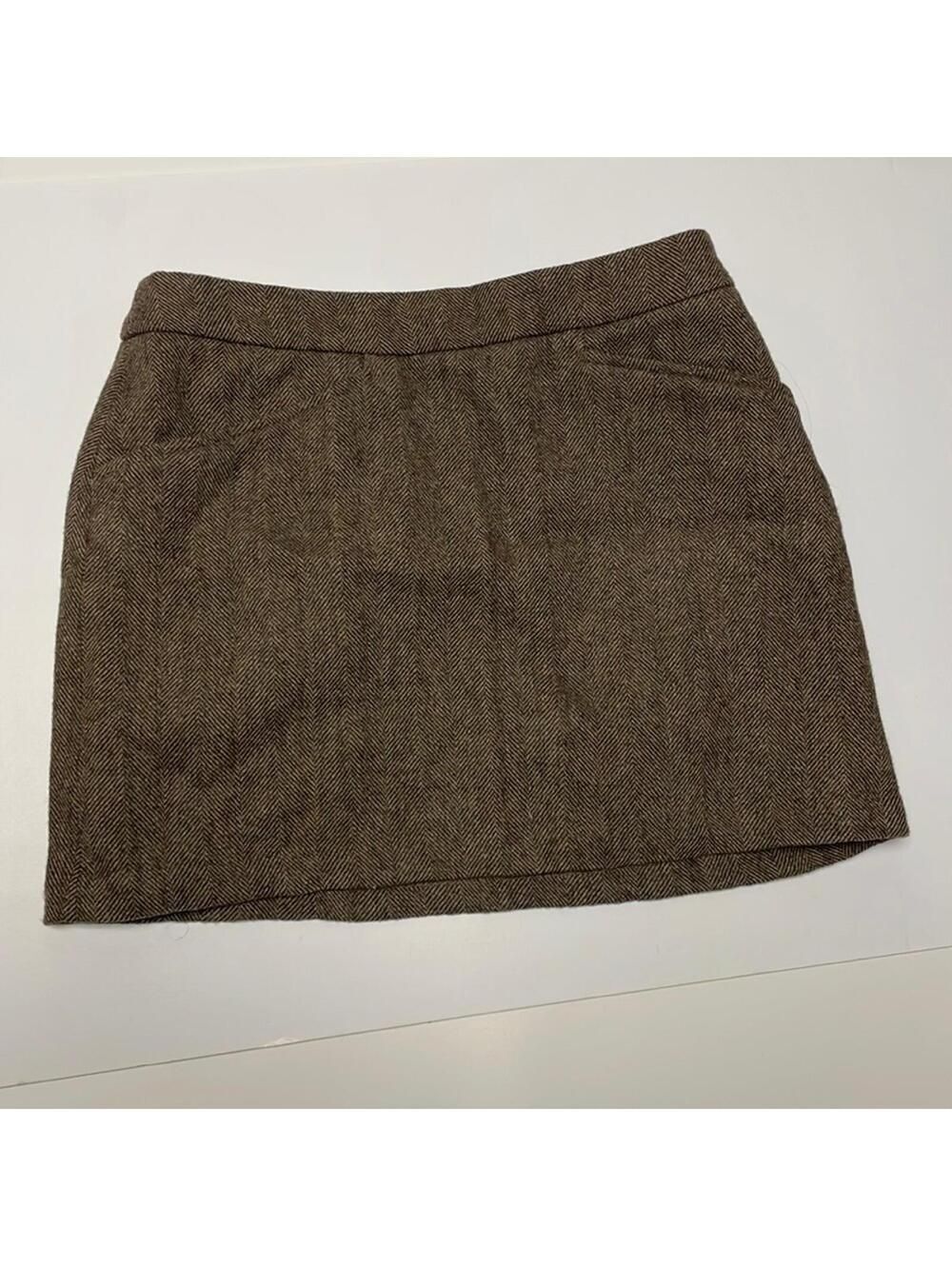Gap size 1 tweed mini skirt with pockets